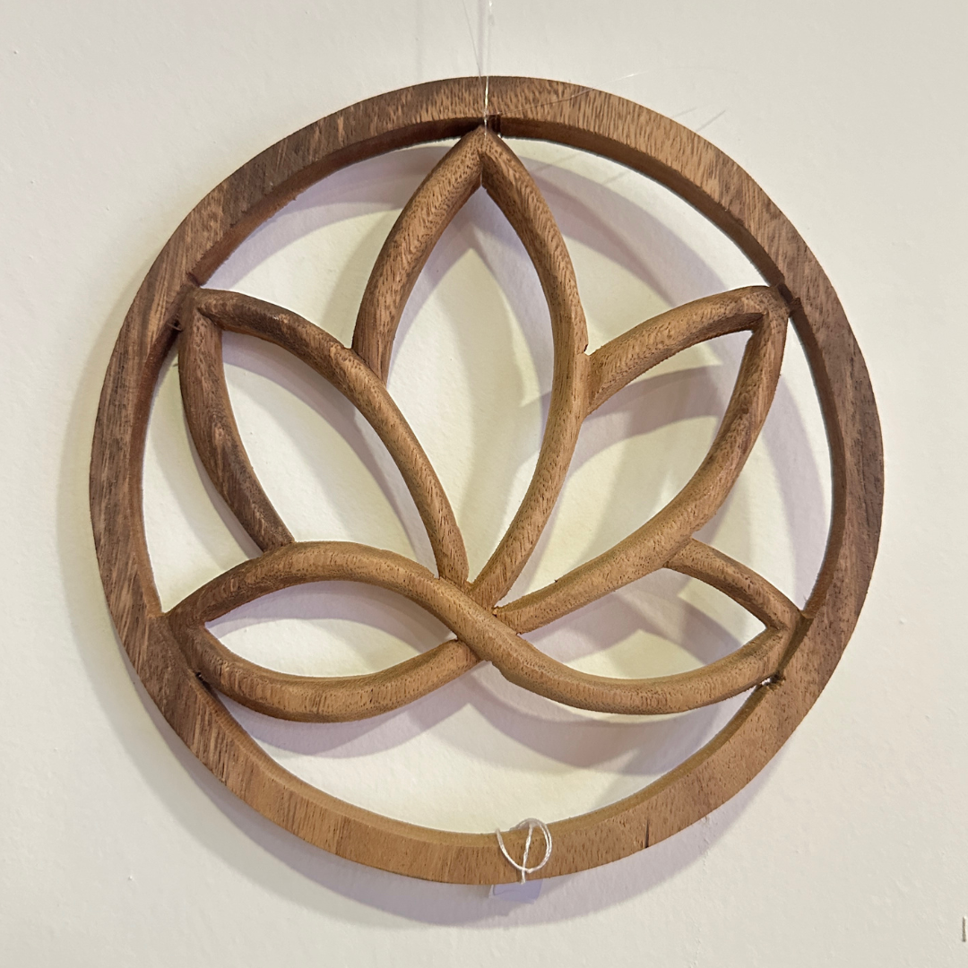 Houtsnijwerk Lotus