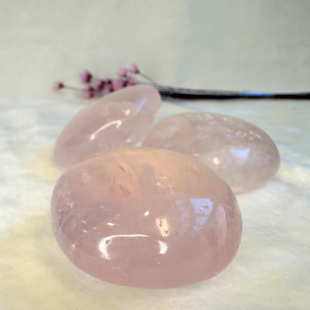 Rose quartz jumbo stone
