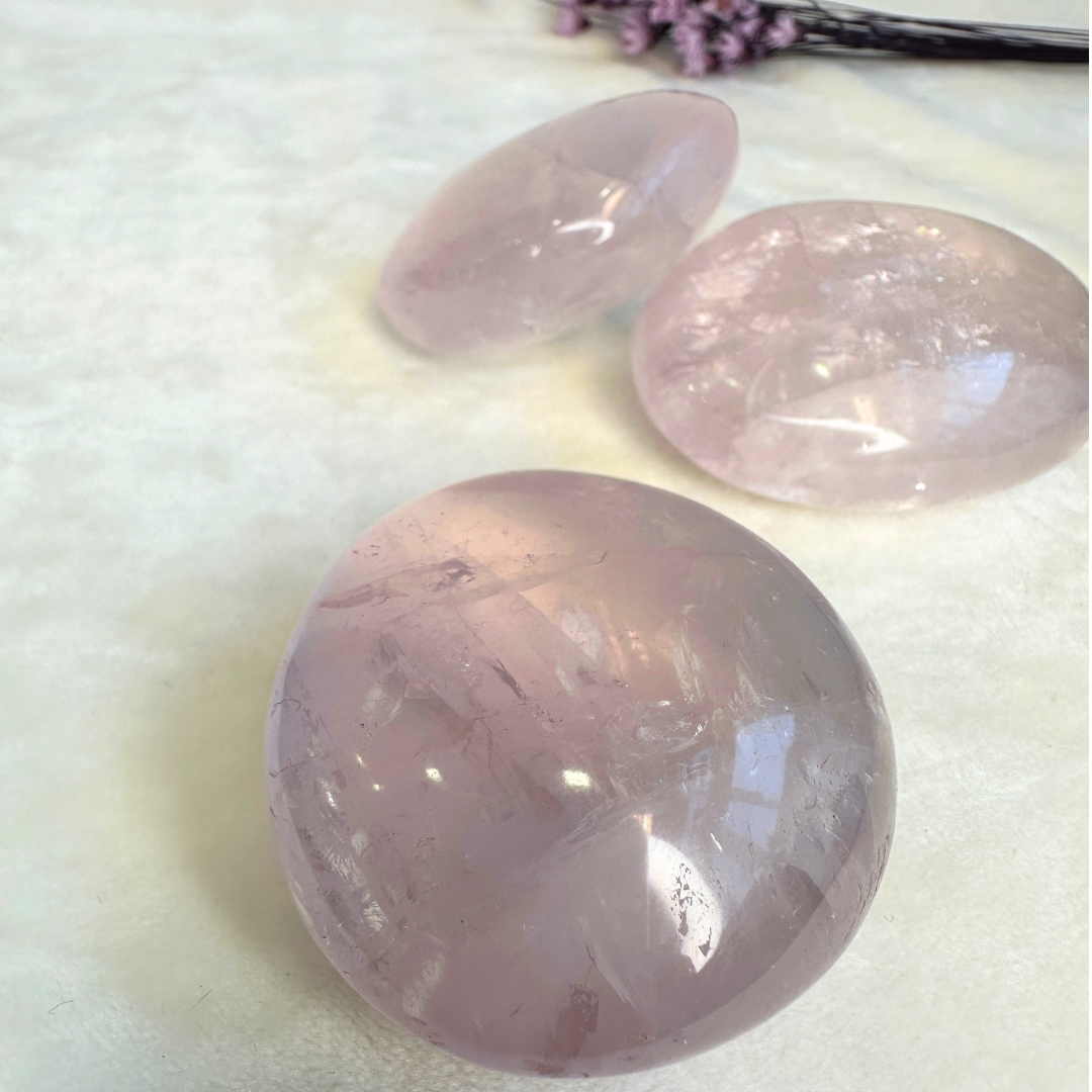 Rose quartz jumbo stone