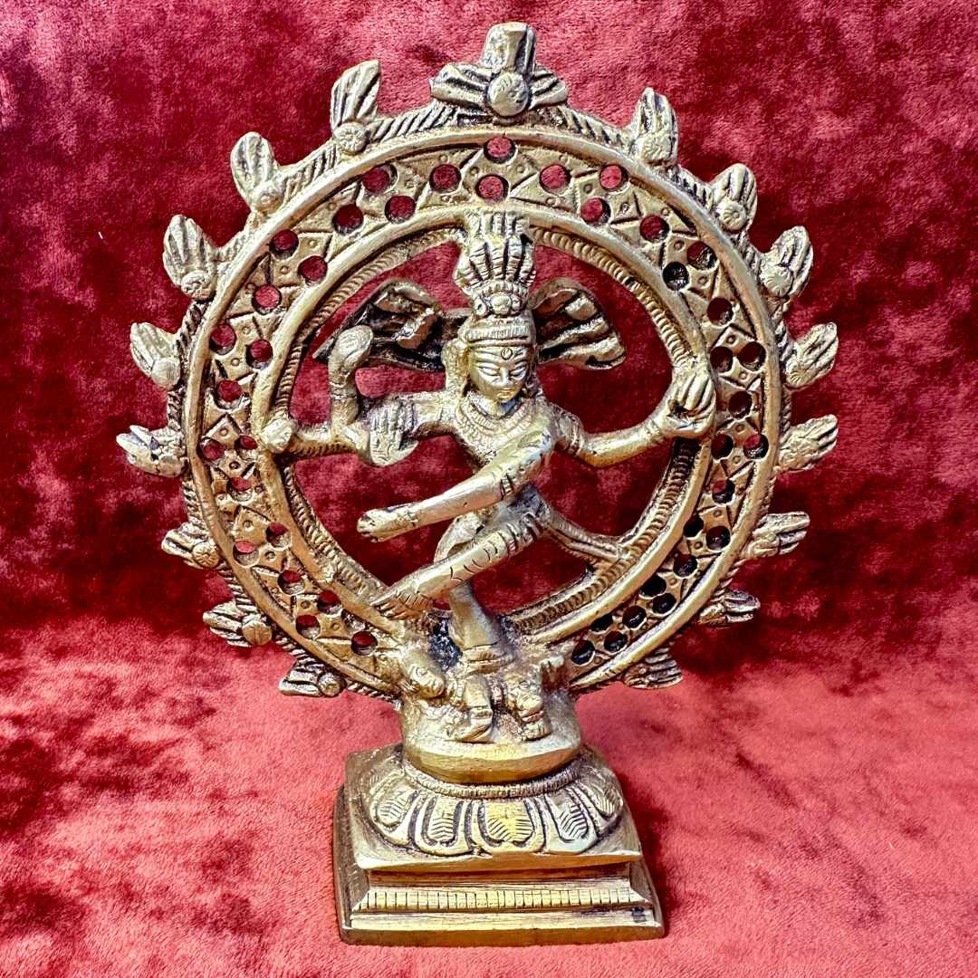Shiva statue with double ring