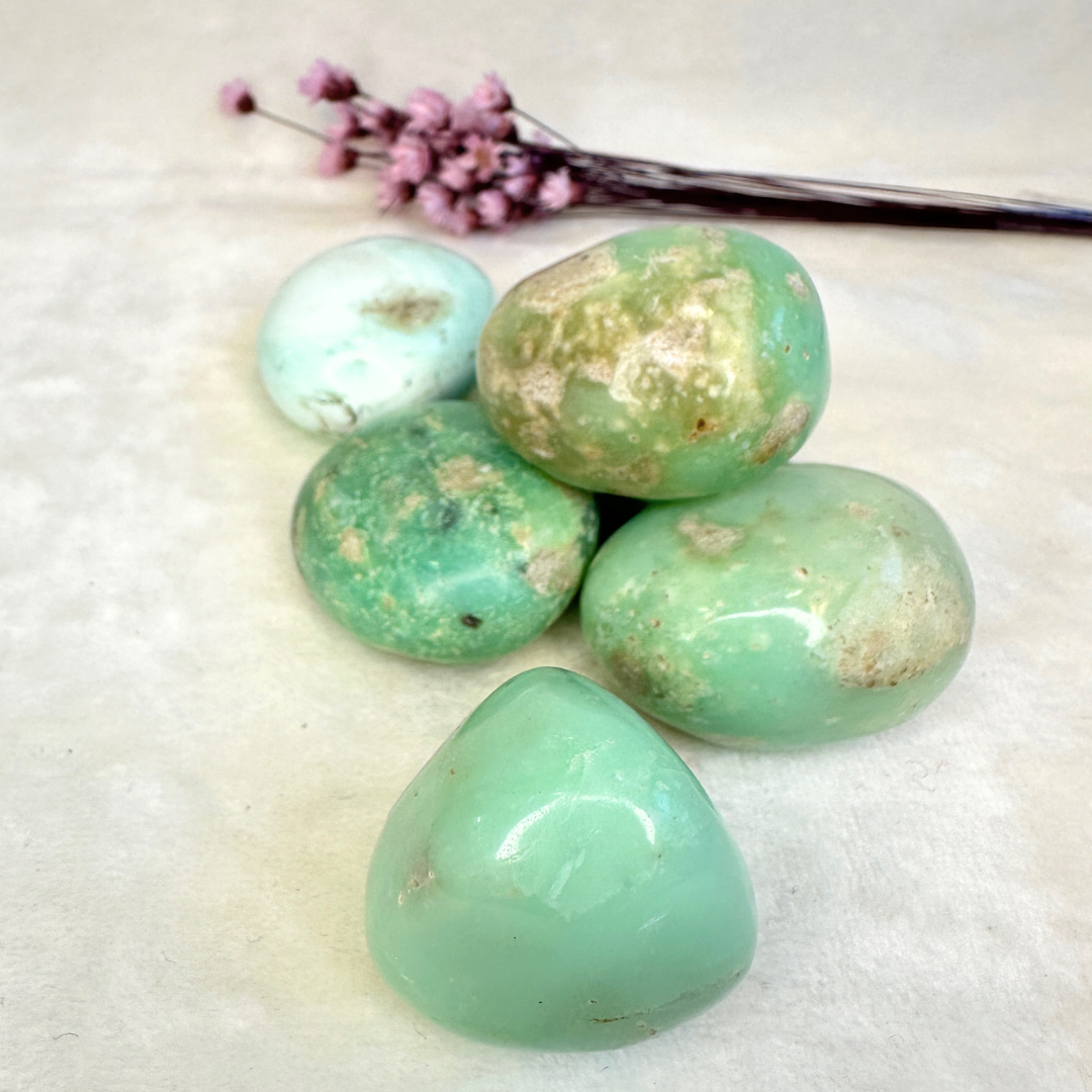 Chrysoprase pocket stone 