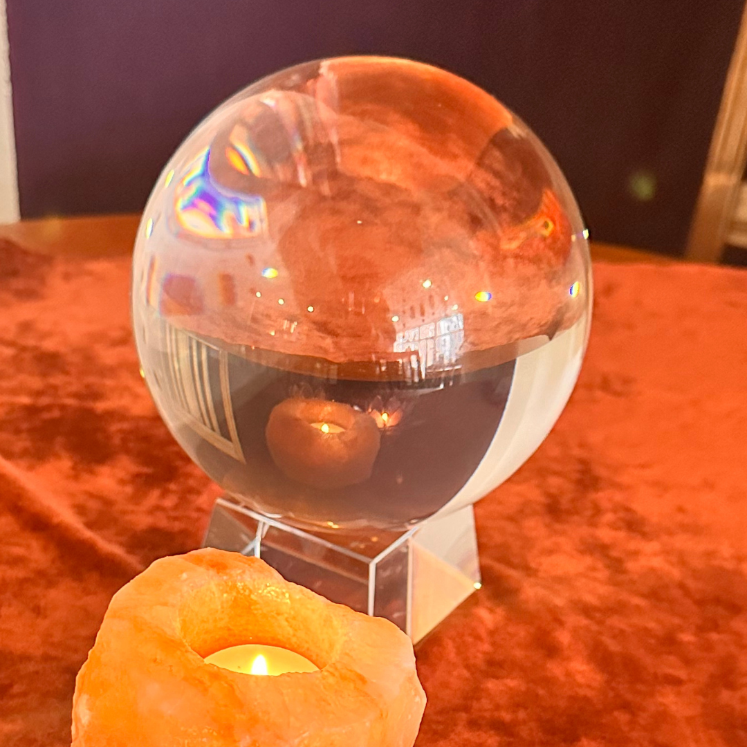 Crystal ball 15 cm