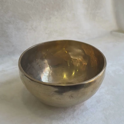 Singing bowl 16 cm